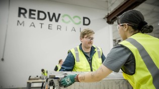 Redwood Materials计划加强事故与自然灾害后的电池回收工作