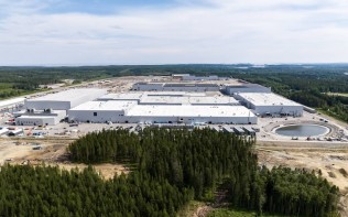 Northvolt正在重新评估瑞典新工厂计划