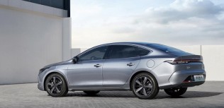 中国人保携手杭州广成平迪新能源汽车购车嘉年华