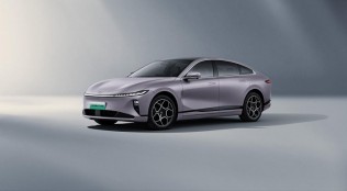 中国人保携手嘉兴国邦汽车线上团购会