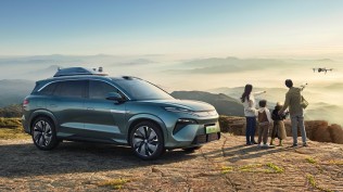 中国人保携手嘉兴市卓景汽车线上团购会