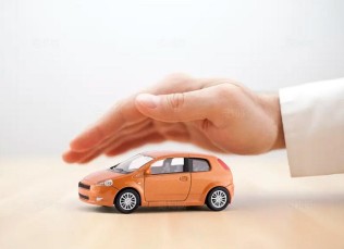 静默的守护者：人保车险为家的每一程幸福护航