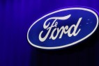 福特调整管理层,加强供应链和电动汽车部门