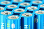 市场需求强劲，多家锂电公司三季报预喜：锂电池板块业绩增长明确